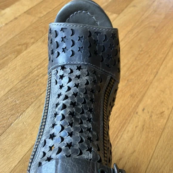 Freebird Theresa Stone bootie 7 - Picture 7 of 7